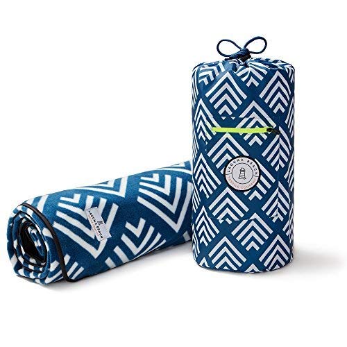 Picnic & Outdoor Blanket | Plush and Water-Resistant Outdoor Mat | Perfect for Camping, Beach, Park and Picnics (Newport Blue Arrow)