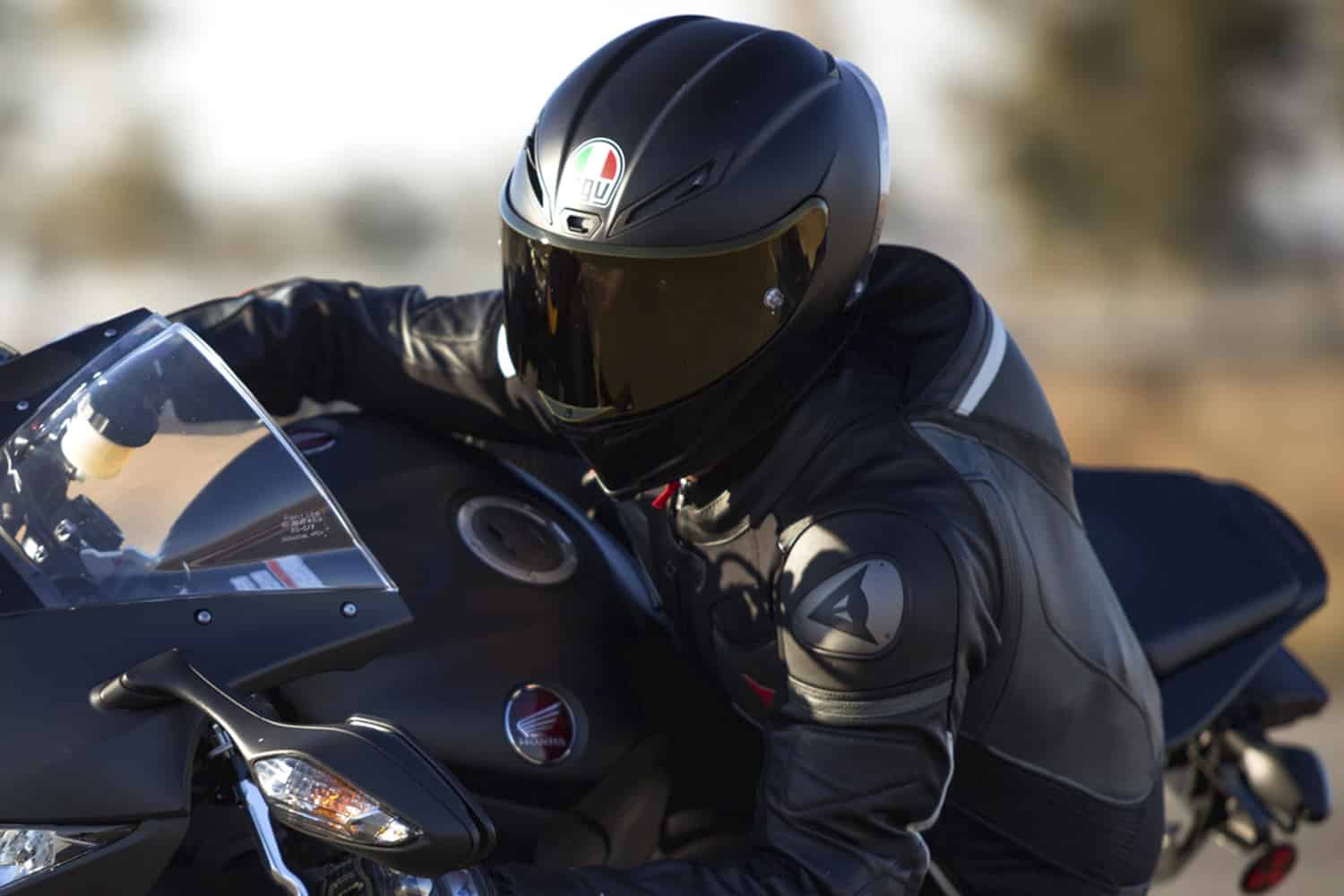 Top 10 Best Motorcycle Helmets in 2018